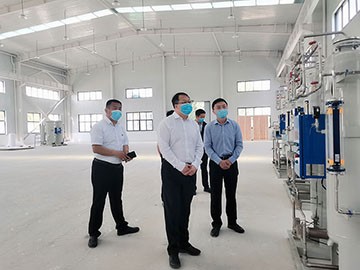 黃萬民書記一行赴中成航宇生產研發(fā)基地調研指導